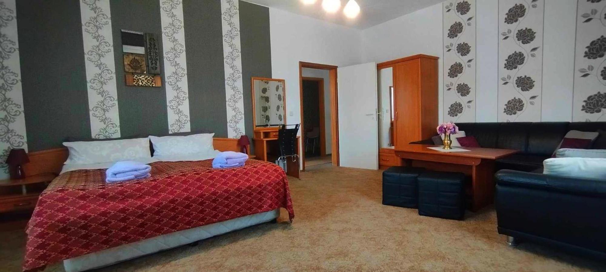 Grosse Wohnung Mit Terrasse Im Altstadtzentrum - Ferienwohnung Chiplakoff Blankenburg  Dış mekan fotoğraf