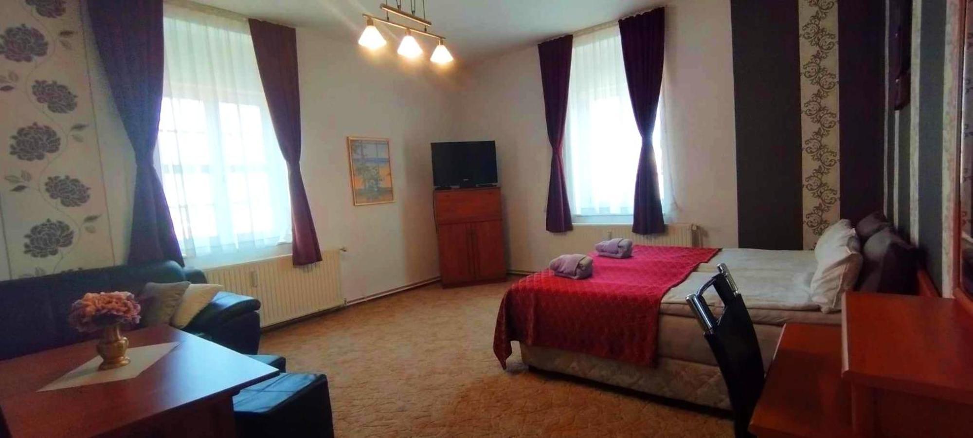Grosse Wohnung Mit Terrasse Im Altstadtzentrum - Ferienwohnung Chiplakoff Blankenburg  Dış mekan fotoğraf